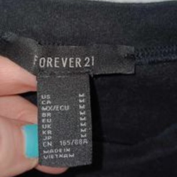 Forever 21 Crop Top Size Medium - Picture 6 of 10